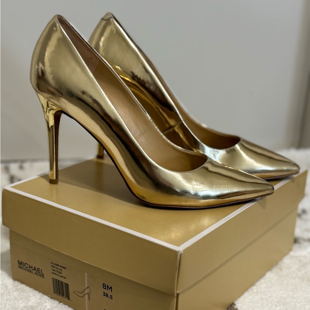 Michael Kors Gold Metallic Stiletto Heels pre loved  in great condition